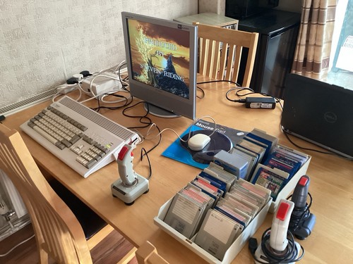 Commodore amiga 1200 computer - amiga,