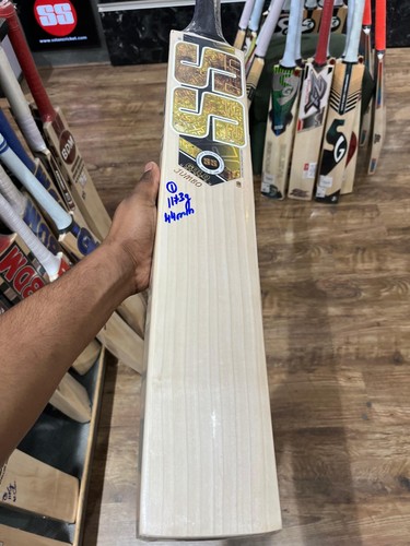 Jumbo cricket bat - cricket,