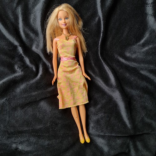 2004 barbie chic - barbie,