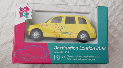 Corgi destination london - corgi,