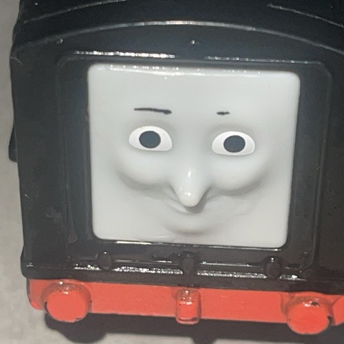 Thomas trackmaster diesel - thomas,