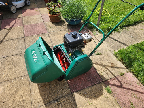 Suffolk punch petrol lawn - punch,