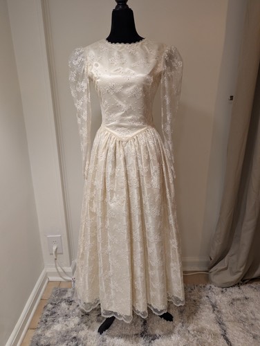 Vintage 1990s handmade ivory - handmade,