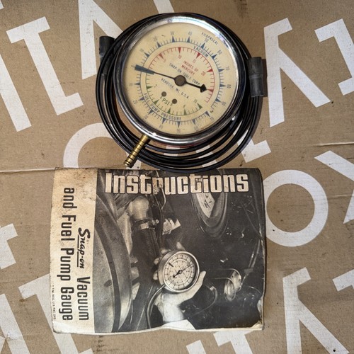 Vacuum and fuel pump gauge - , by