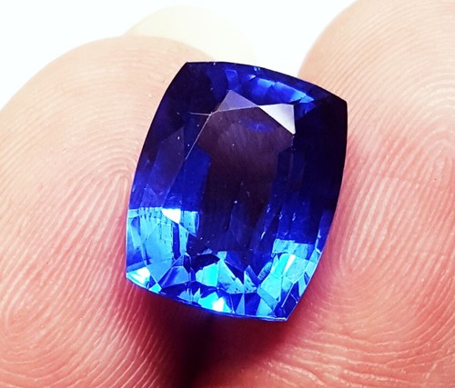 Natural blue sapphire ct - blue,