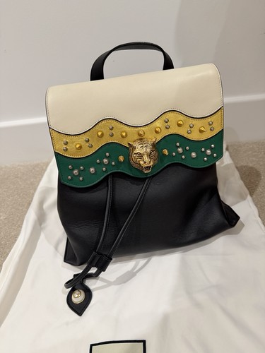 Gucci backpack very new - gucci,