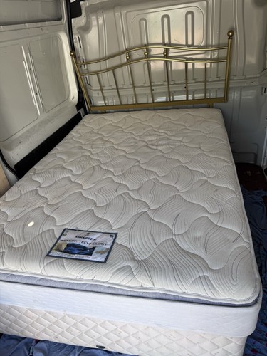 Slumberland double bed frame - bed,