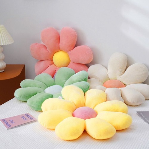 Sofa cushion warm - sofa, daisy