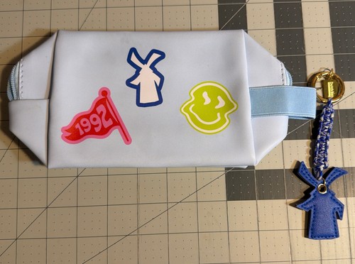 Dutch bros make - up, bag