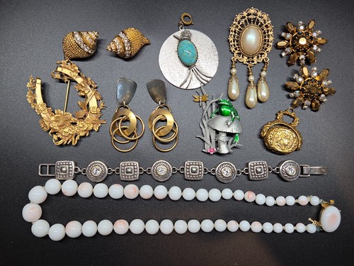 Vintage costume jewelry - costume,