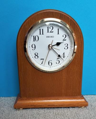 Vintage style seiko oak mantel - vintage,