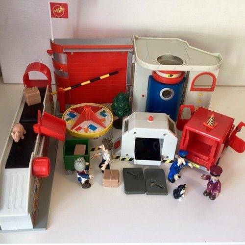 Postman pat ben taylor - pat,