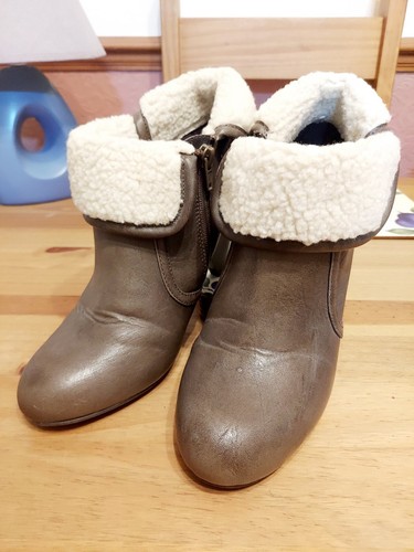 Ladies brown ankle boots - brown,