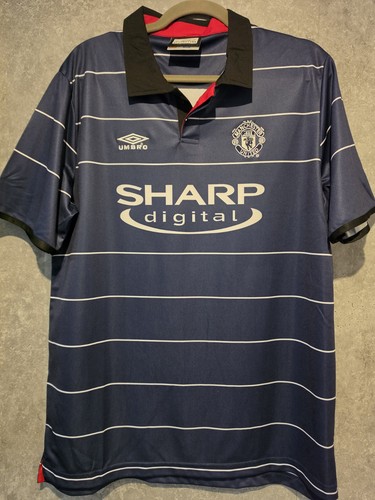 Manchester united retro - manchester,