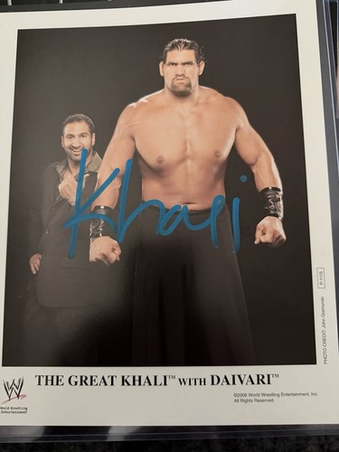 The great khali autographed - great,