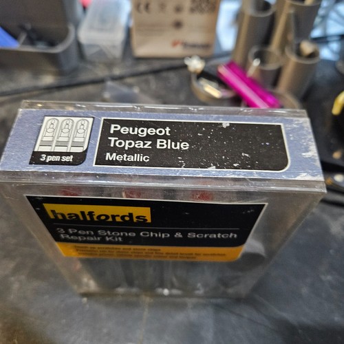 Halfords peugeot topaz blue - ,