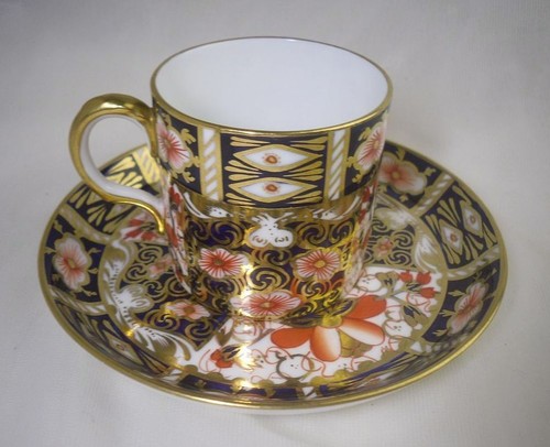 Vintage royal crown - royal,