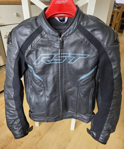 Rst sabre motorcycle - ce,