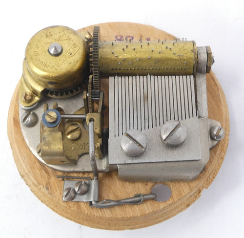 Thorens swiss music box - music,