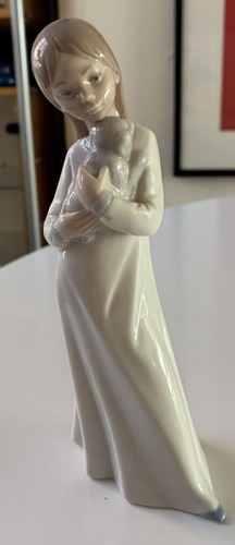 Lladro nao figurine girl - lladro,