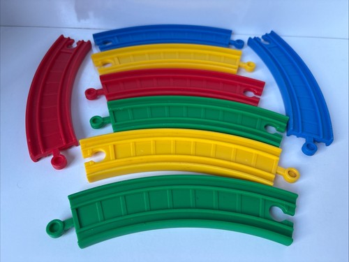 Plastic train track that - plastic,