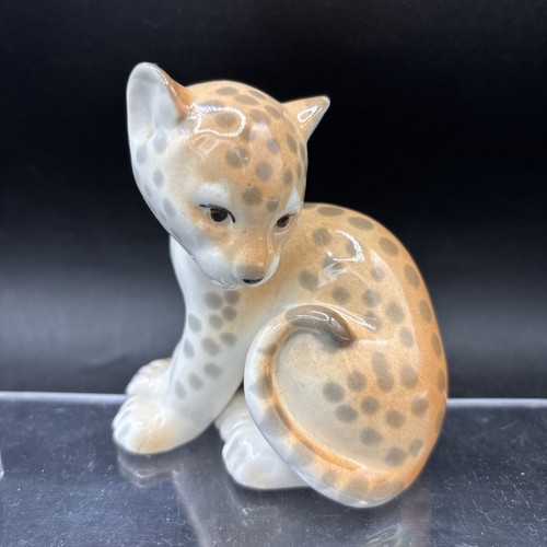Leopard porcelain figurine - porcelain,