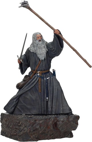 Gandalf statue figurine moria - gandalf,