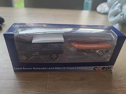 Corgi land rover - defender, rnli