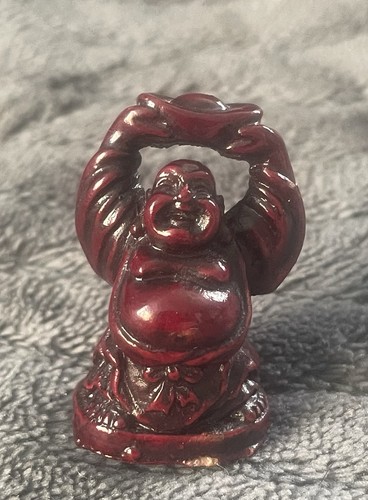 Vintage miniature red resin - miniature,