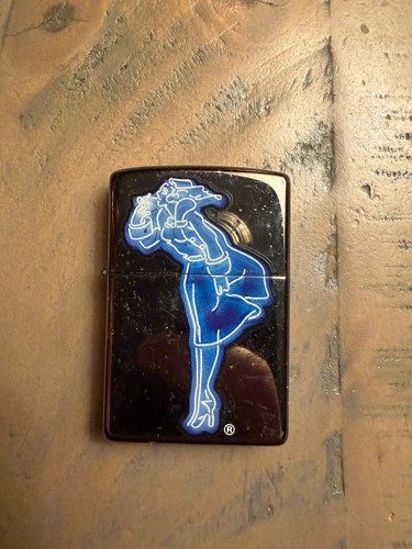 Zippo windy girl museum - windy,