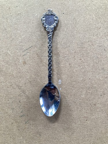 Twisted handle silver plated - twisted,
