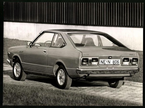 Photograph car datsun - photograph,