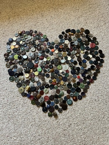 Job lot buttons - ,