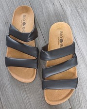 Ladies Sandals Size 5 New Bio Bio