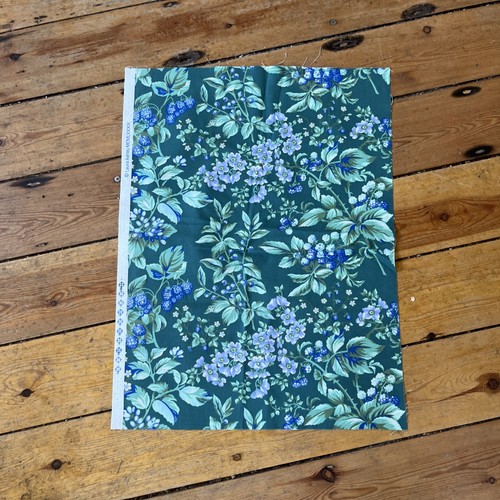 Vintage 1989 laura ashley - laura,