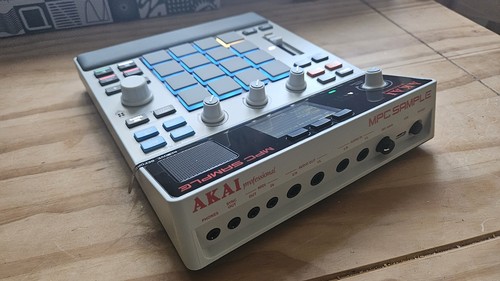 Akai mpc sample - mpc, sequencer