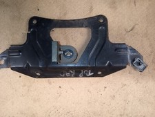 GILERA DNA 50cc 2001 TOP RADIATOR BRACKET