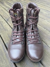 Altberg 10L Defender Combat