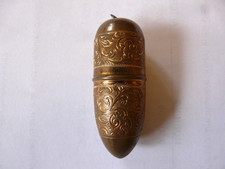 Metal needle case with thimble and needle holder