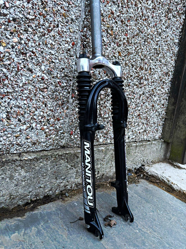 Manitou magnum 26in - 26in, mtb