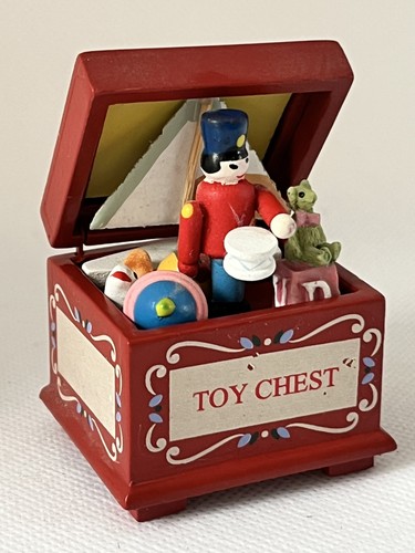 Dolls house wooden - toy, chest
