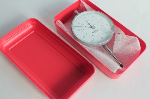 Precision comparator compac - comparator,