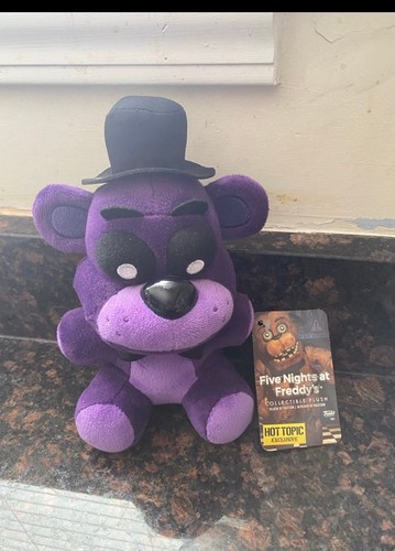 2016 hot topic exclusive - topic,