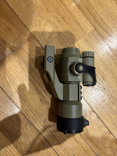 Theta optics red - red, dot
