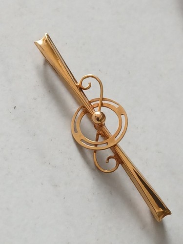 Vintage 9ct gold brooch h - 9ct, a.j.h