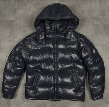 Black mens size M moncler