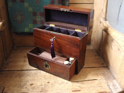 Victorian apothecary case box - case,