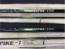 PAIR of Vintage MASTERLINE