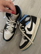 Nike air jordan mid - air,