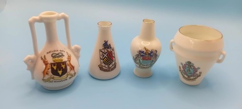 Small pieces crested china - x,